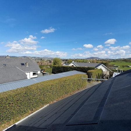 Quiet 2-Bedroom Buncrana Home Buitenkant foto