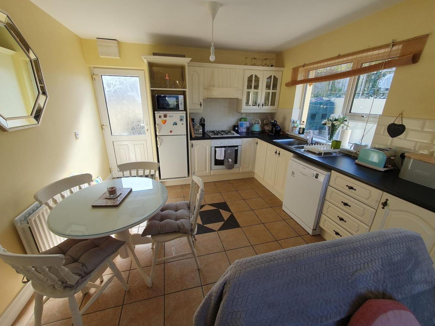 Quiet 2-Bedroom Buncrana Home Buitenkant foto
